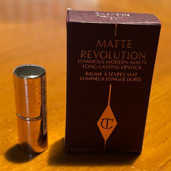 Charlotte Tilbury Matte Lipstick Pillow Talk - Picture 4 of 16